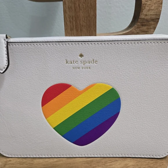 Kate Spade New York White Pebble Leather Rainbow Skinny Wristlet/Clutch NWOT - Picture 2 of 9